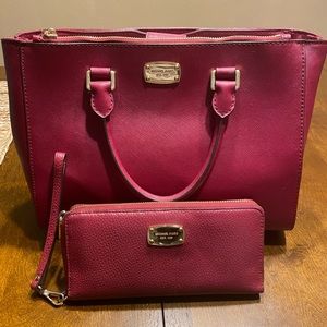 Red Michael Kors Purse and matching wristlet!